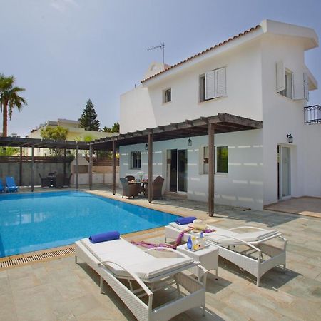 Villa Skyros Pernera Eksteriør bilde